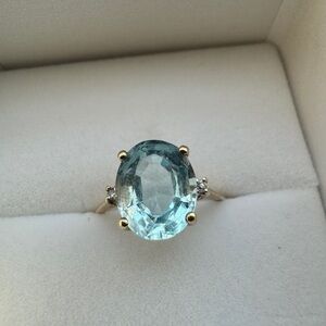 Blue topaz 10k solid yellow gold ring size 6.75